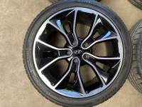 19 inch originele Maxion velgen + zomerbanden Hyundai Ioniq