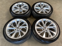 18 inch originele velgen + zomerbanden Audi A5 S line 8W0601025FM