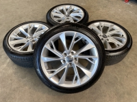 18 inch originele velgen + zomerbanden Audi A5 S line 8W0601025FM