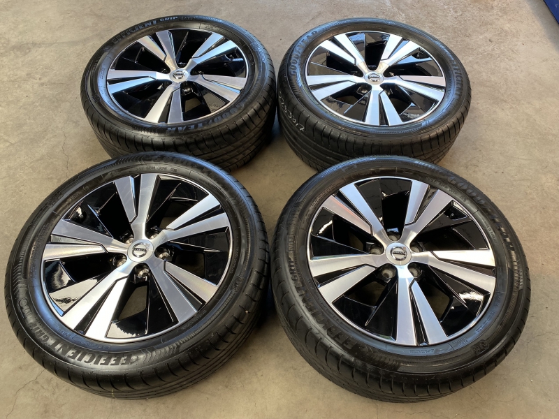 17 Inch Originele Velgen Zomerbanden Volvo V60 V70 32209235 2 Originalwheels Nl