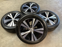 17  inch originele velgen + zomerbanden Volvo V60 V70 32209235 (2)