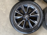 17 inch originele velgen + zomerbanden Skoda Yeti 5L0601025F
