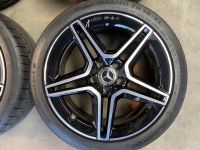 18 inch originele AMG 35 velgen + zomerbanden Mercedes CLA 35 AMG A1184010200