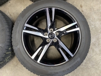 19 inch originele R Design velgen + winterbanden volvo XC60 32327353