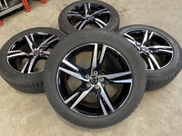 19 inch originele R Design velgen + winterbanden volvo XC60 32327353