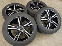 19 inch originele R Design velgen + winterbanden volvo XC60 32327353