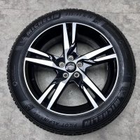 19 inch originele R Design velgen + winterbanden volvo XC60 32327353 set 1