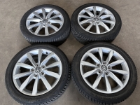 17 inch Dijon velgen + vierseizoenenbanden Volkswagen Golf 5GO601025K