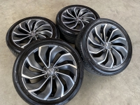 17 inch originele  Ventura velgen + zomerbanden Volkswagen Golf 8 5HG601025B