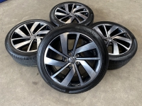18 inch originele Polanka velgen + zomerbanden Volkswagen Touran 5GM601025N