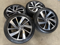 18 inch originele Polanka velgen + zomerbanden Volkswagen Touran 5GM601025N