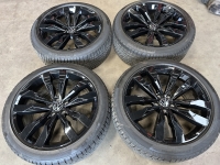 zwarte 20 inch originele Suzuka velgen + winterbanden Volkswagen Tiguan 5NN601025E