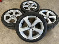 17 inch originele Brooklyn  velgen + zomerbanden Volkswagen Golf 7 GTI 5G0601025BG