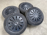 16 inch originele Volkswagen Touran velgen + zomerbanden 205 60 16