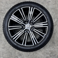 18 inch originele inscription velgen + winterbanden Volvo V60 31471312 set 2