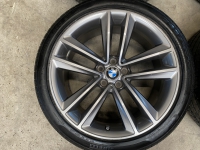 19 inch originele velgen + zomerbanden BMW 5 serie G30 G31 style 630 6881665 set 3