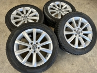 17 inch originele Helsinki velgen + winterbanden Volkswagen Passat  3G0601025C set 1