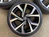 19 inch originele Brescia velgen + zomerbanden Volkswagen Golf 7 clubsport 5G0601025CL