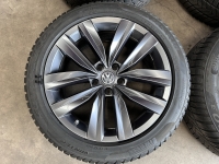 18 inch originele Almere velgen + winterbanden Volkswagen Arteon / Passat 3G8601025R