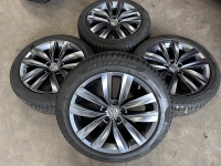 18 inch originele Almere velgen + winterbanden Volkswagen Arteon / Passat 3G8601025R