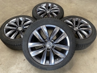 18 inch originele Almere velgen + winterbanden Volkswagen Arteon / Passat 3G8601025R