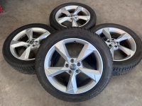 19 inch originele velgen + winterbanden Audi Q3 235 50 19 83A601025N (2)
