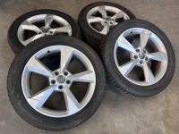 19 inch originele velgen + winterbanden Audi Q3 235 50 19 83A601025N (2)