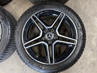 18 inch originele AMG velgen + winterbanden Mercedes E klasse W213 A2134016300 A2134016400