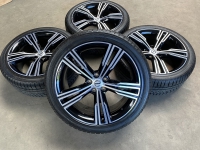 19 inch originele R Design velgen + winterbanden Volvo V60 32143049 (set 3)