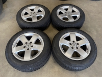 16  inch velgen + winterbanden Mercedes E klasse W212 205 60 16