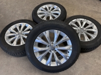 17 inch originele Montana velgen + winterbanden Volkswagen Tiguan set 2 5NA601025