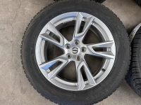 18 inch originele velgen + winterbanden Volvo XC40 31362866 set 3