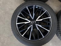 18 inch originele velgen + winterbanden Toyota C-HR PW457-10004