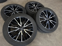 18 inch originele velgen + winterbanden Toyota C-HR PW457-10004