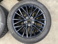 18 inch originele velgen + winterbanden Toyota C-HR PW457-10004