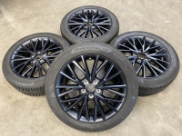 18 inch originele velgen + winterbanden Toyota C-HR PW457-10004