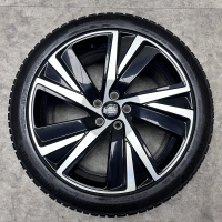 19 inch originele velgen + winterbanden Volvo V90 32243394