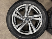 17 inch Valencia velgen + zomerbanden Volkswagen T-Roc 2GA601025AM set 1