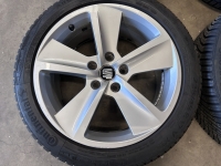 17 inch originele Dynamic velgen + vierseizoenenbanden Seat Leon 5F0601025B