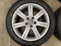 17 inch originele velgen + zomerbanden Audi A4 / A6 / Q2 4F0071497666