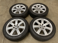 17 inch originele velgen + zomerbanden Audi A4 / A6 / Q2 4F0071497666