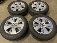 19 inch originele velgen + zomerbanden Audi E-Tron 4KE601025Q