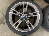 18 inch originele M velgen + winterbanden BMW 1 serie F40 style 556 M 8053524