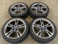 18 inch originele M velgen + winterbanden BMW 1 serie F40 style 556 M 8053524