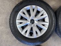 16 inch originele stalen velgen + Firestone winterbanden Volkswagen Passat set 3