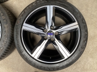 18 inch originele R Design velgen + zomerbanden volvo V60 31445218