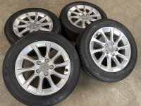 16 inch originele velgen + zomerbanden Audi A3 8V0601025BM