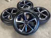 17 inch originele velgen + winterbanden Opel Astra L  9847065380 set 1