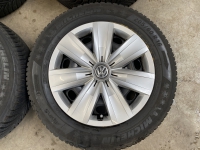 16 inch originele velgen + wieldoppen + winterbanden Volkswagen T-Roc set 3A