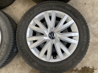 16 inch originele velgen + wieldoppen + winterbanden Volkswagen T-Roc set 4